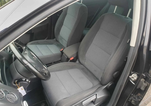 Volkswagen Golf Plus cena 28900 przebieg: 202325, rok produkcji 2011 z Janów Lubelski małe 781